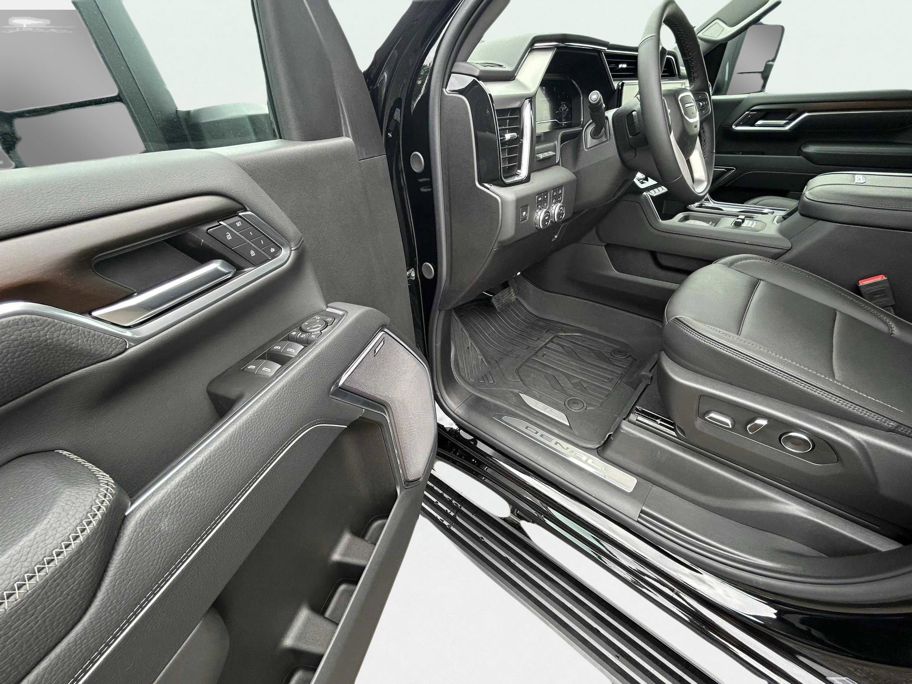 2025 GMC Sierra 2500 HD Denali