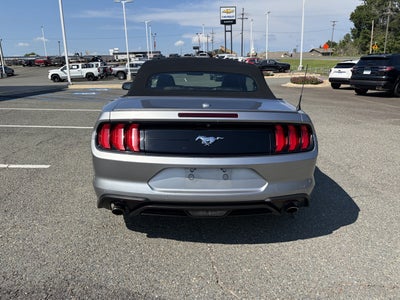 2021 Ford Mustang EcoBoost