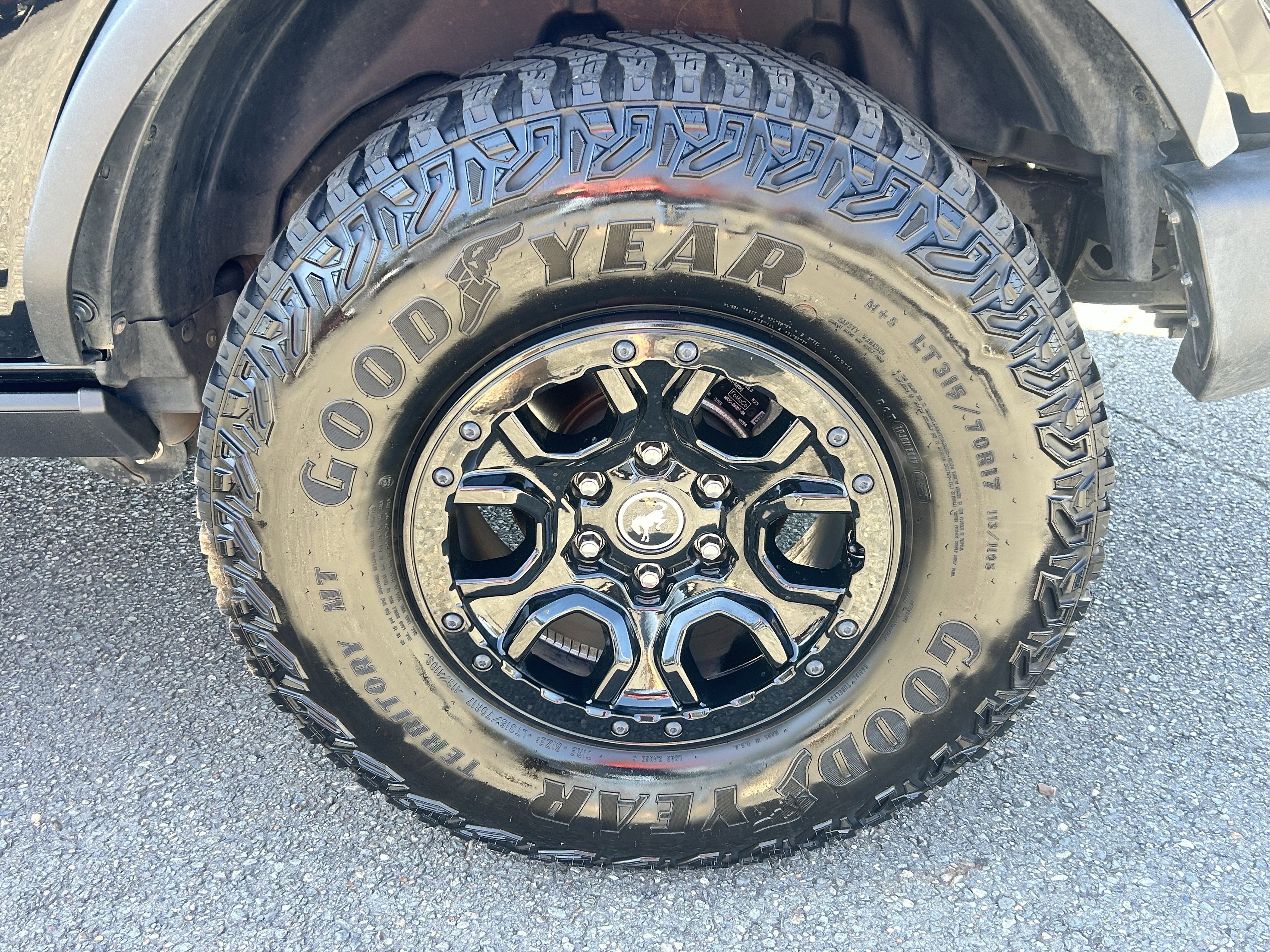 2023 Ford Bronco Base