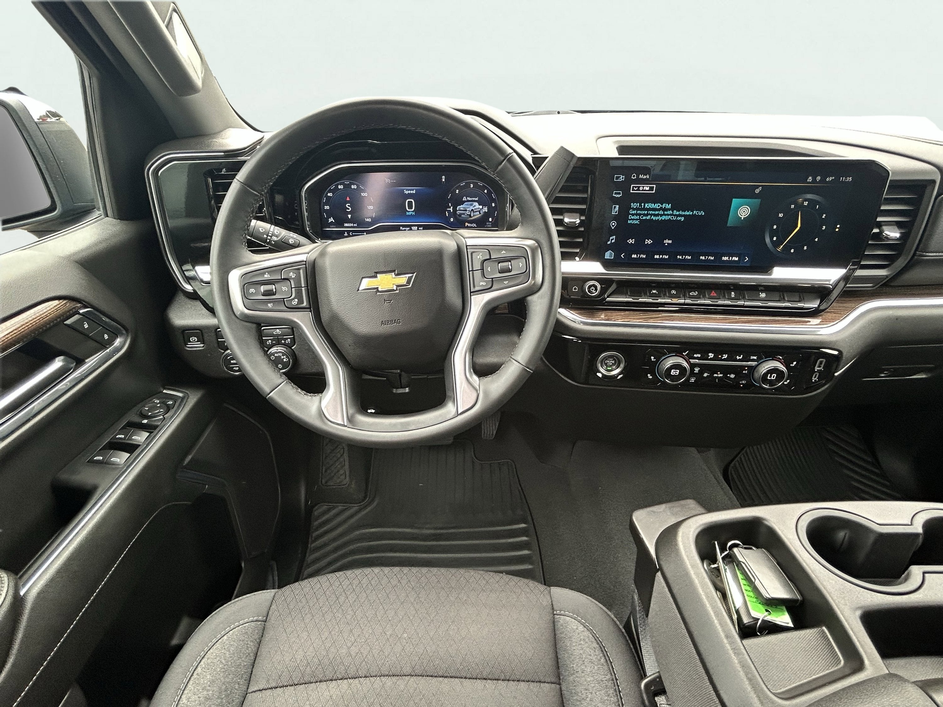 2024 Chevrolet Silverado 1500 LT (2FL)