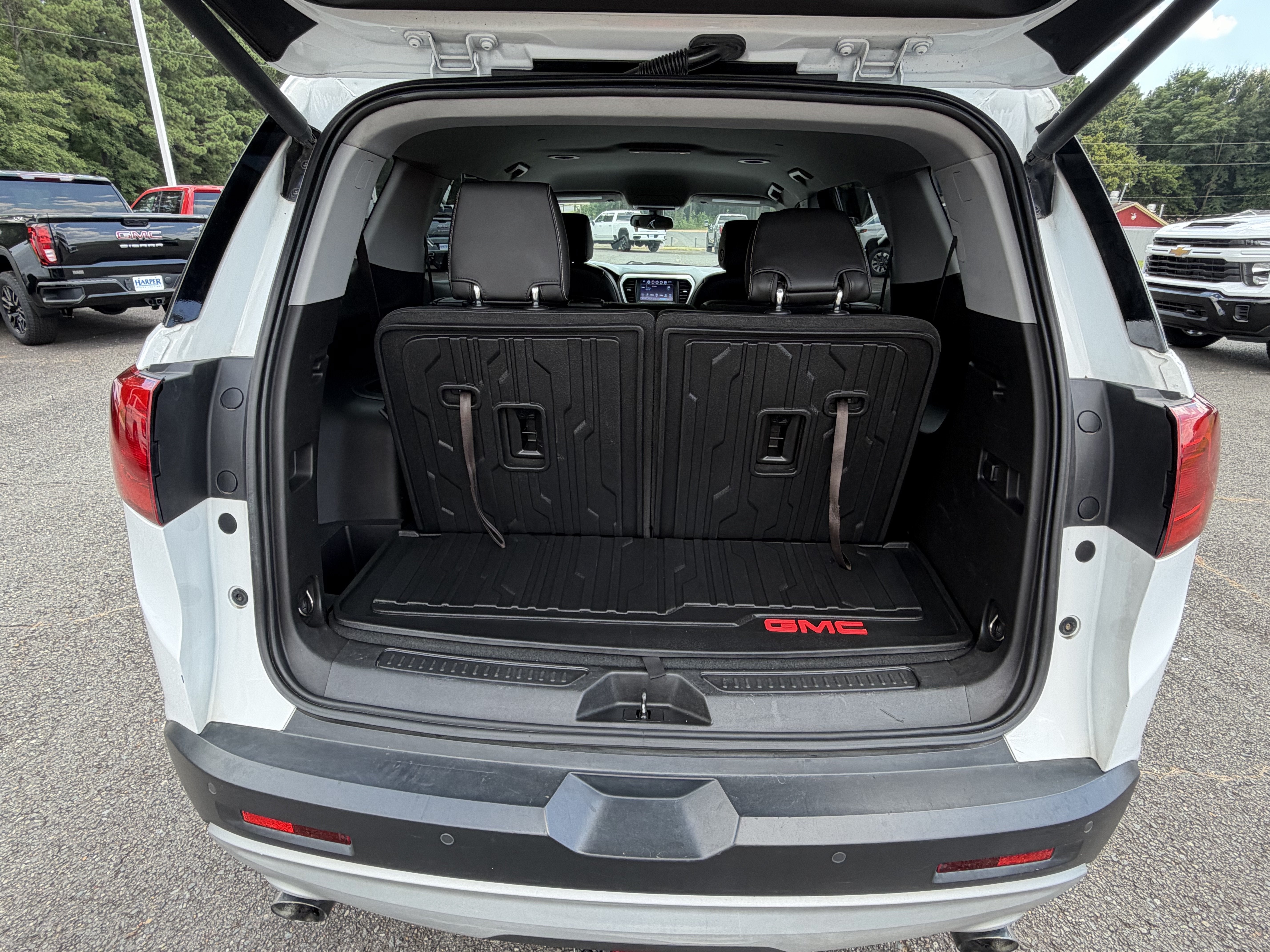 2019 GMC Acadia SLT