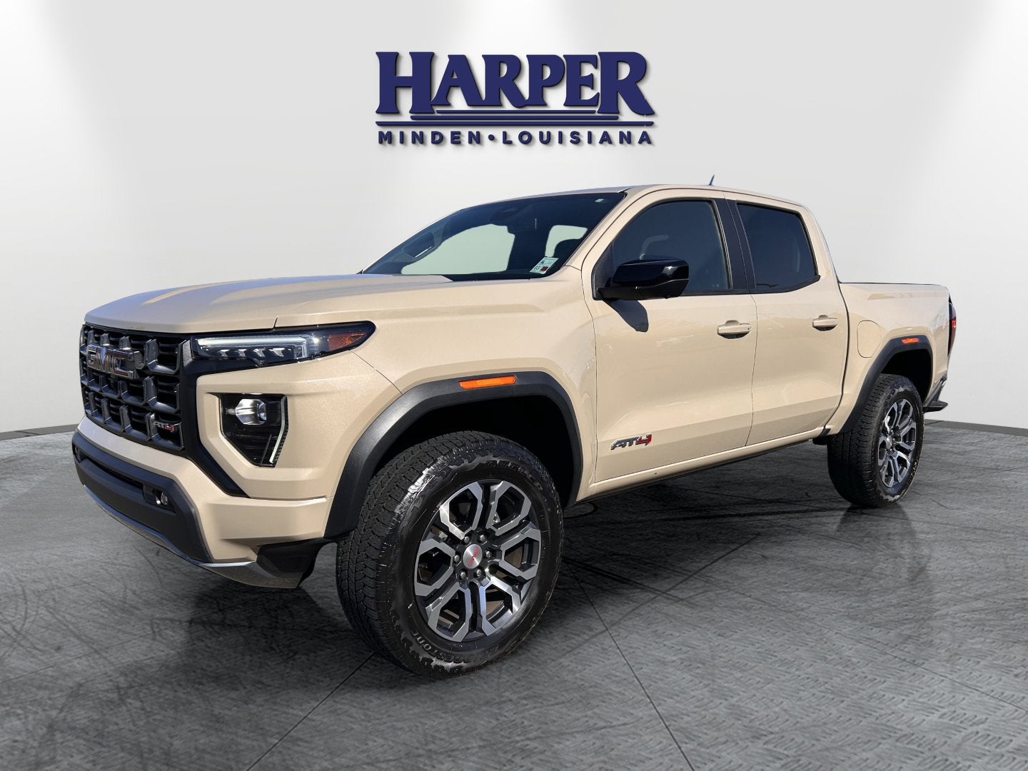 2023 GMC Canyon 4WD AT4 Crew Cab Short Box's photo