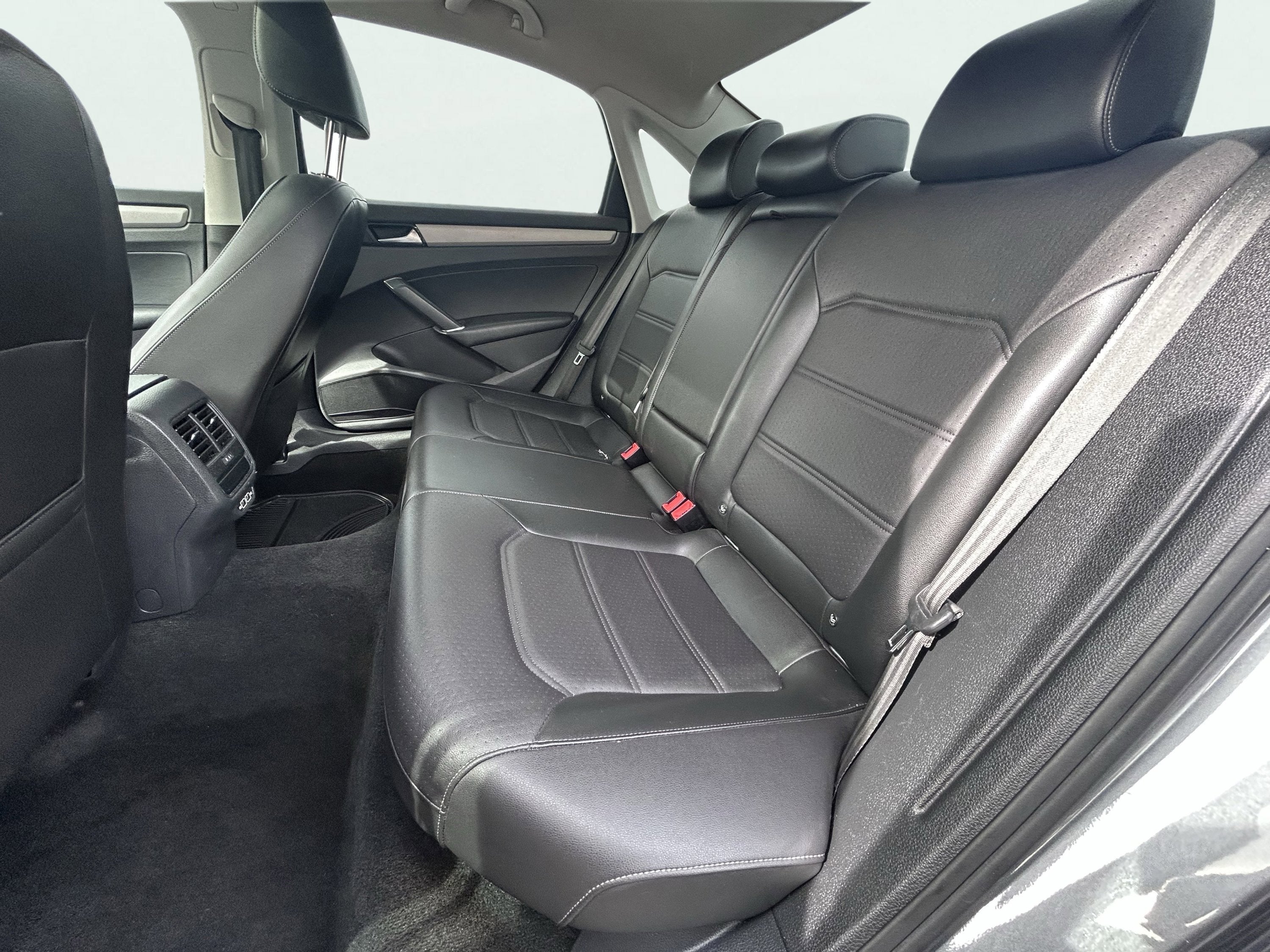 2021 Volkswagen Passat 2.0T SE