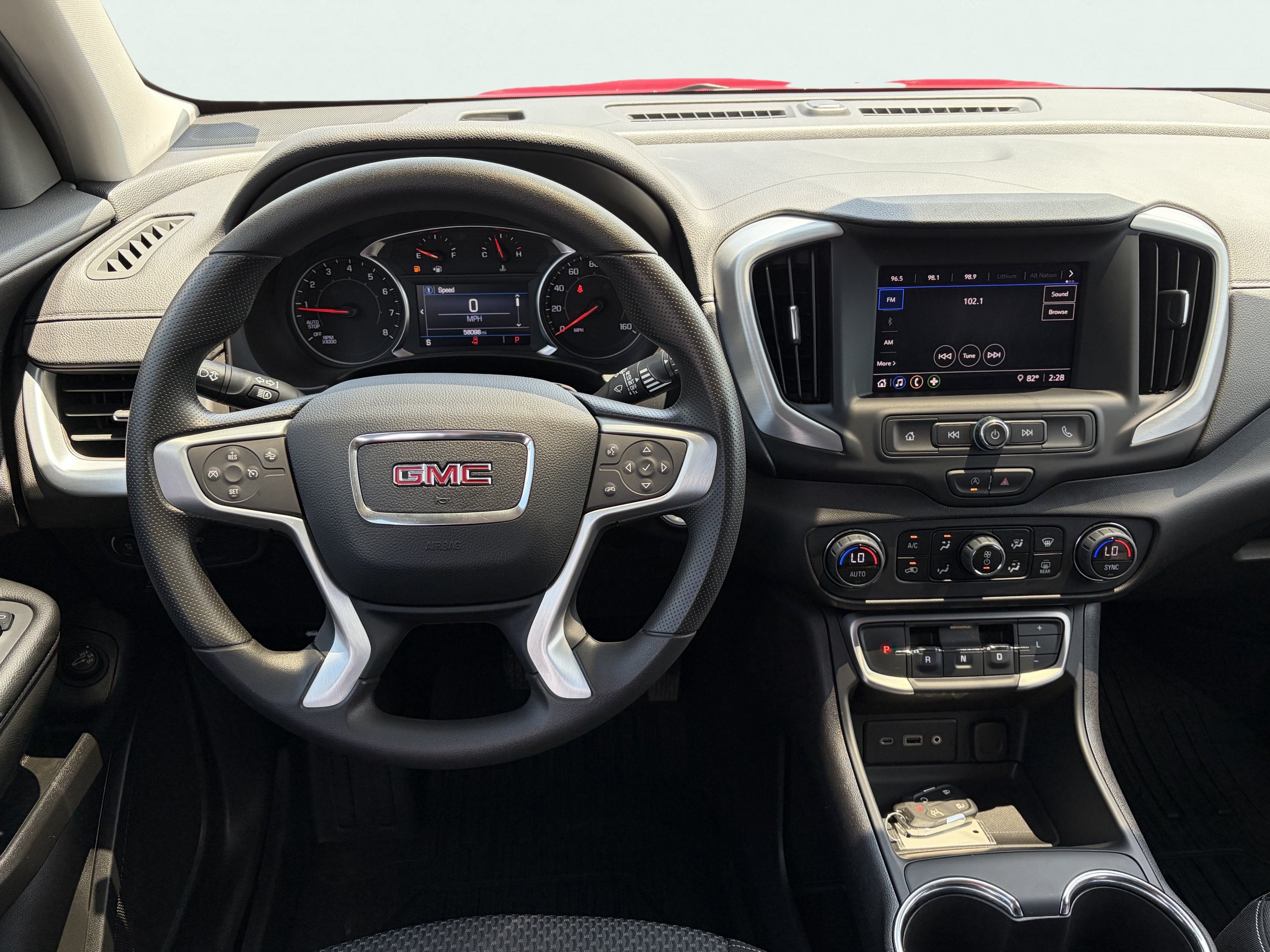 2024 GMC Terrain SLE