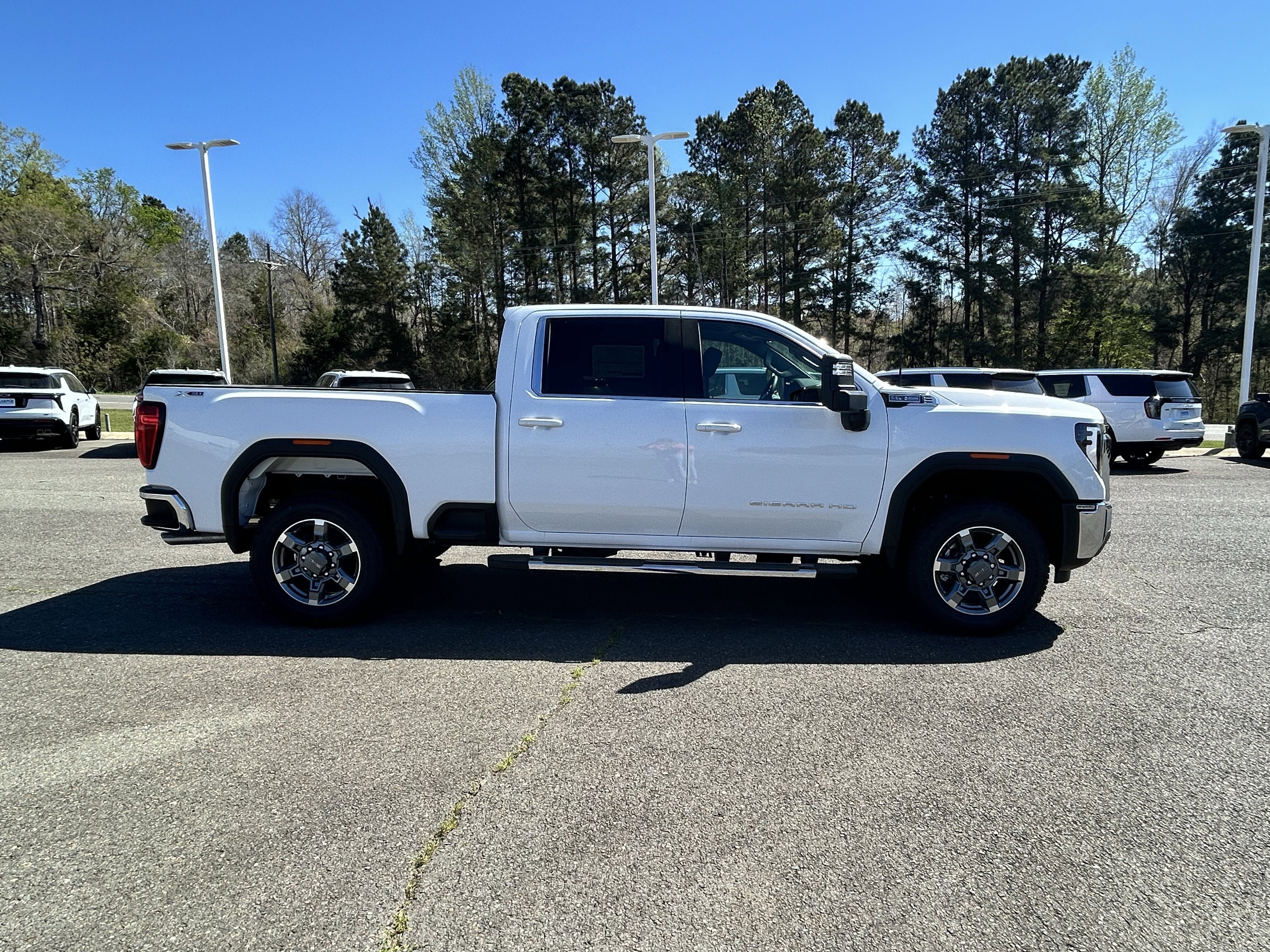 2026 GMC Sierra 2500 HD SLE