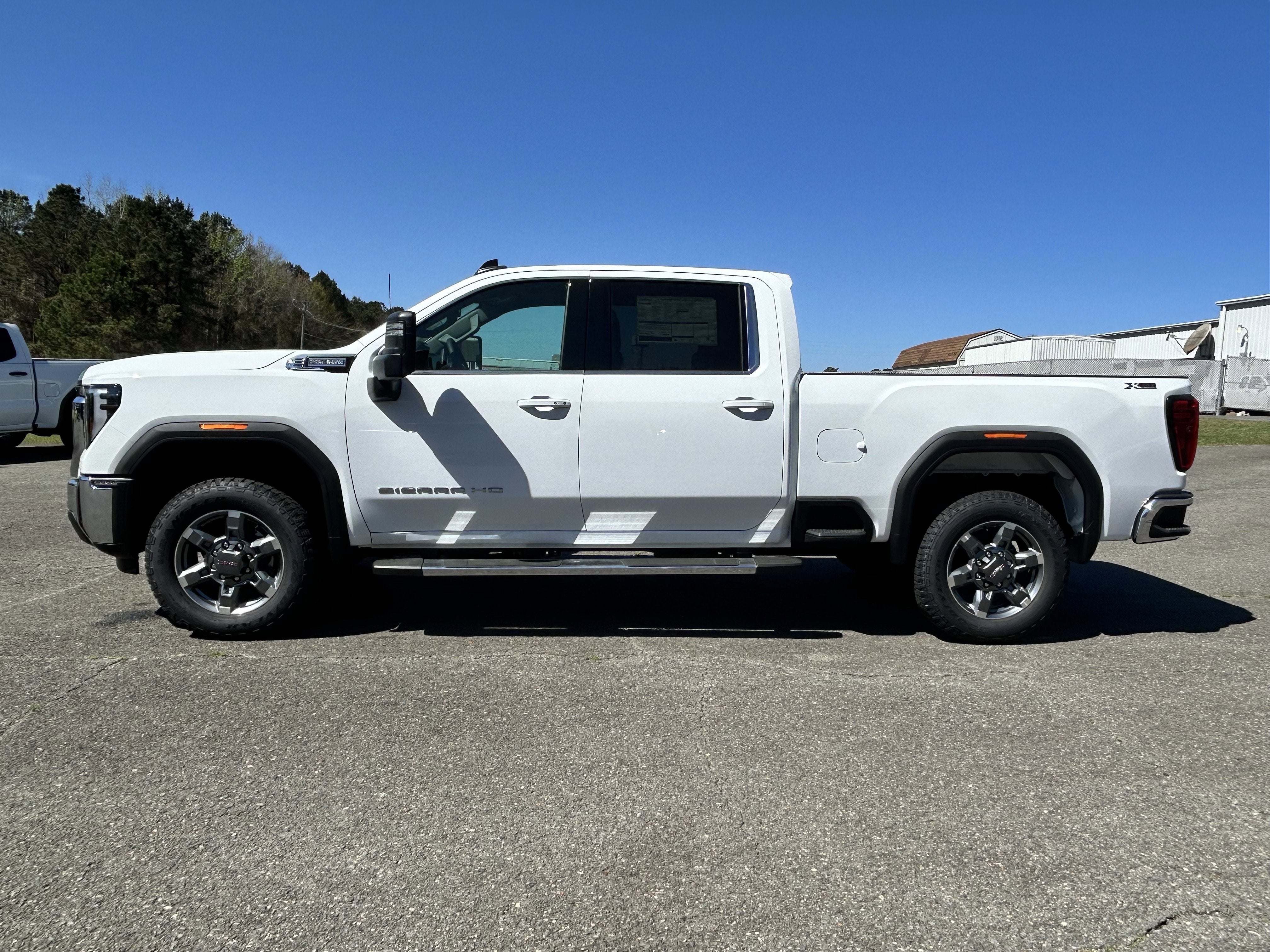 2026 GMC Sierra 2500 HD SLE