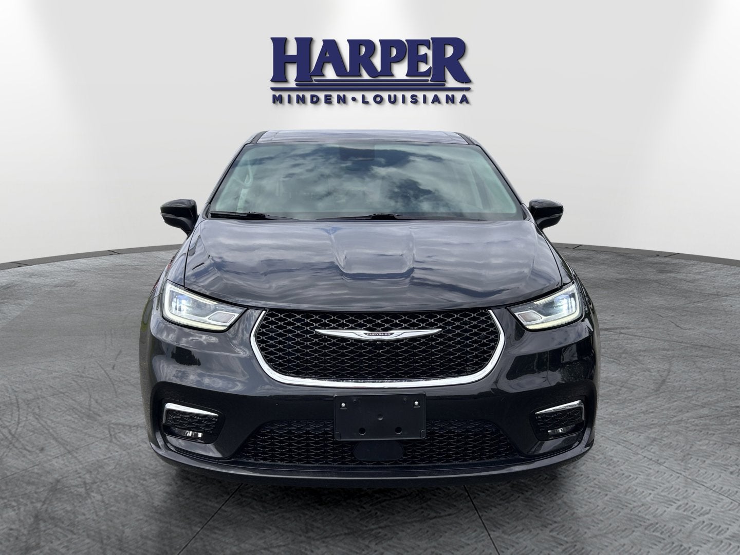2023 Chrysler Pacifica Hybrid Touring L