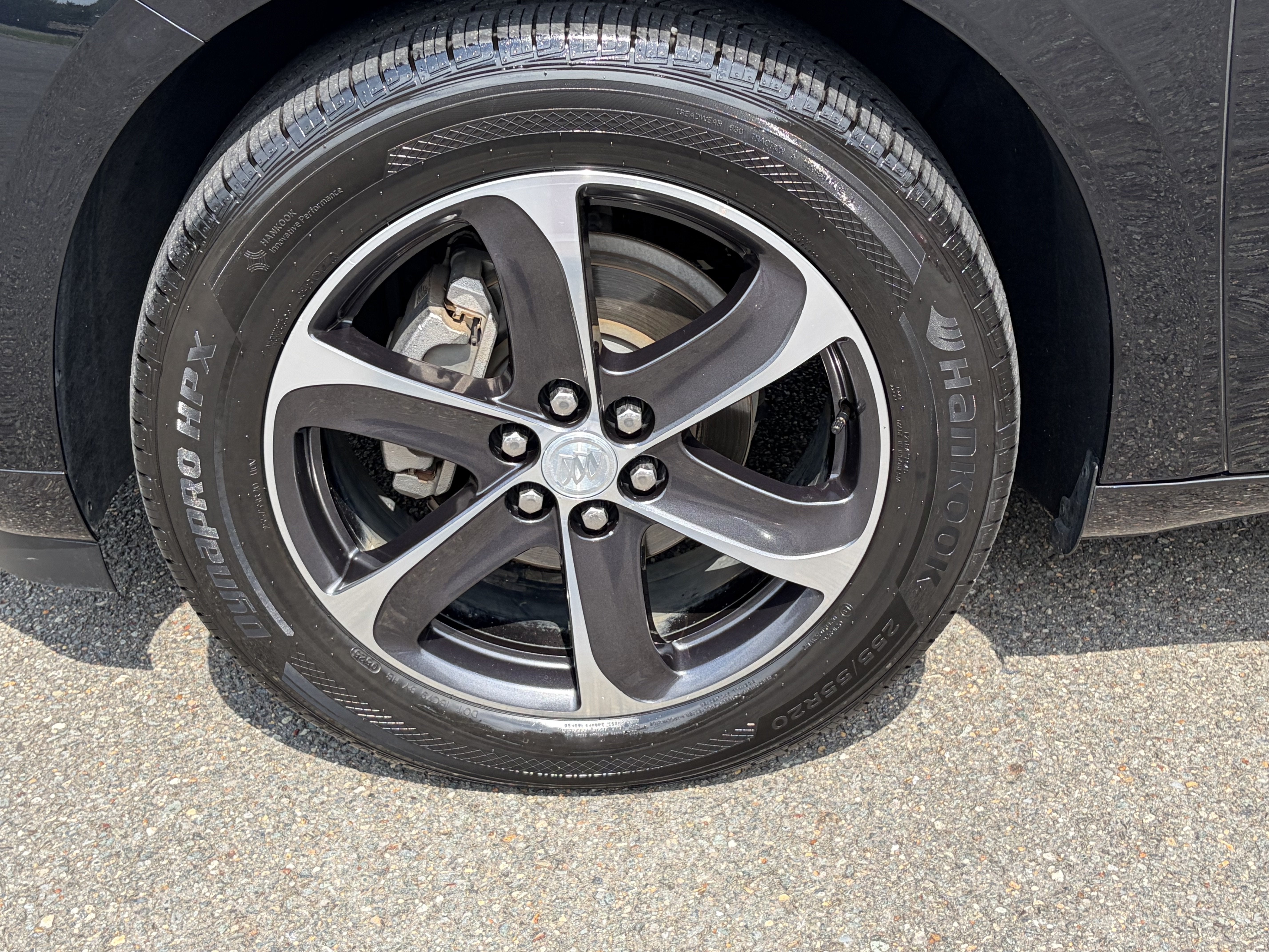 2020 Buick Enclave Essence