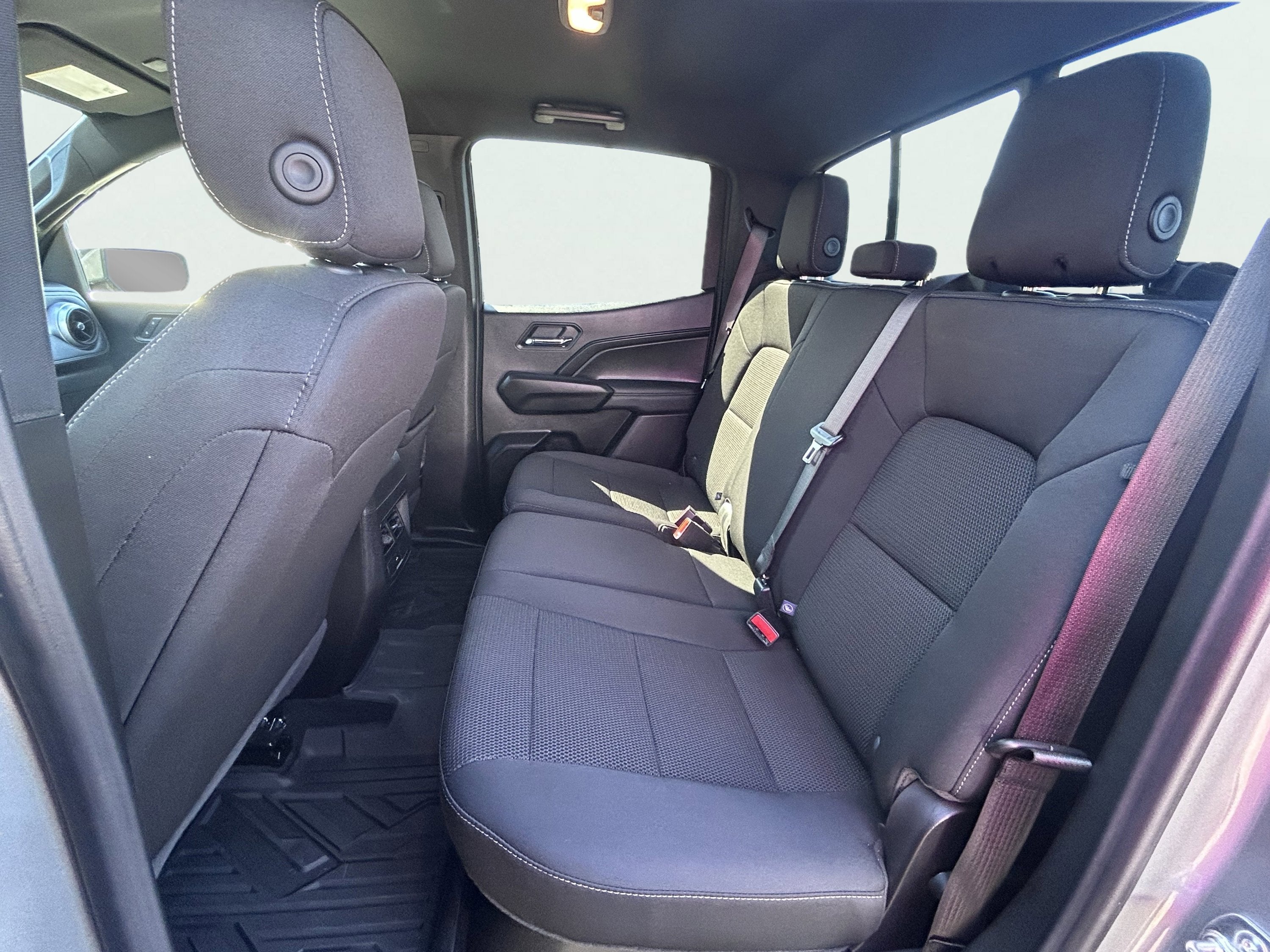 2024 Chevrolet Colorado 4WD LT