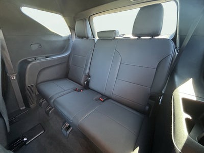 2025 Chevrolet Traverse FWD LT