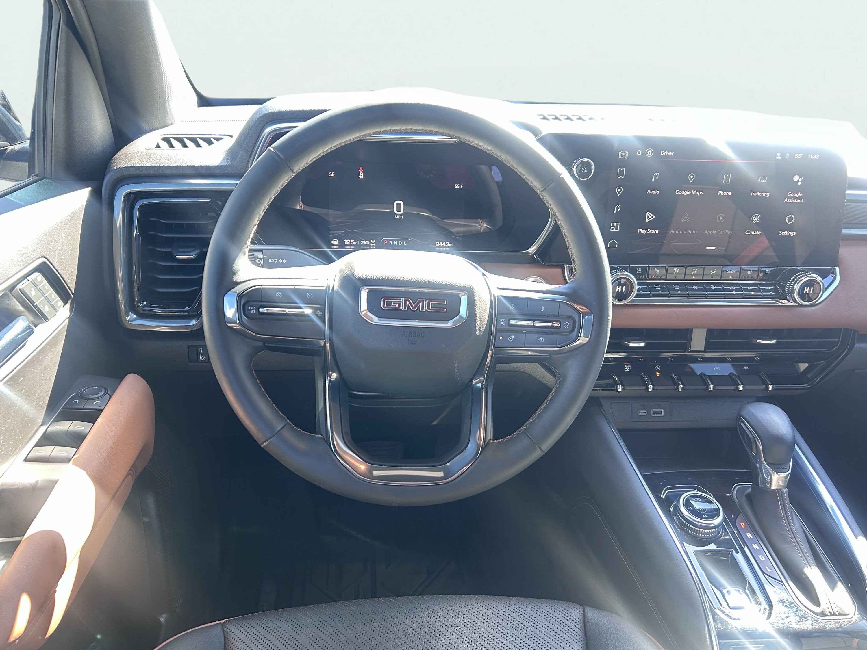 2023 GMC Canyon 4WD AT4