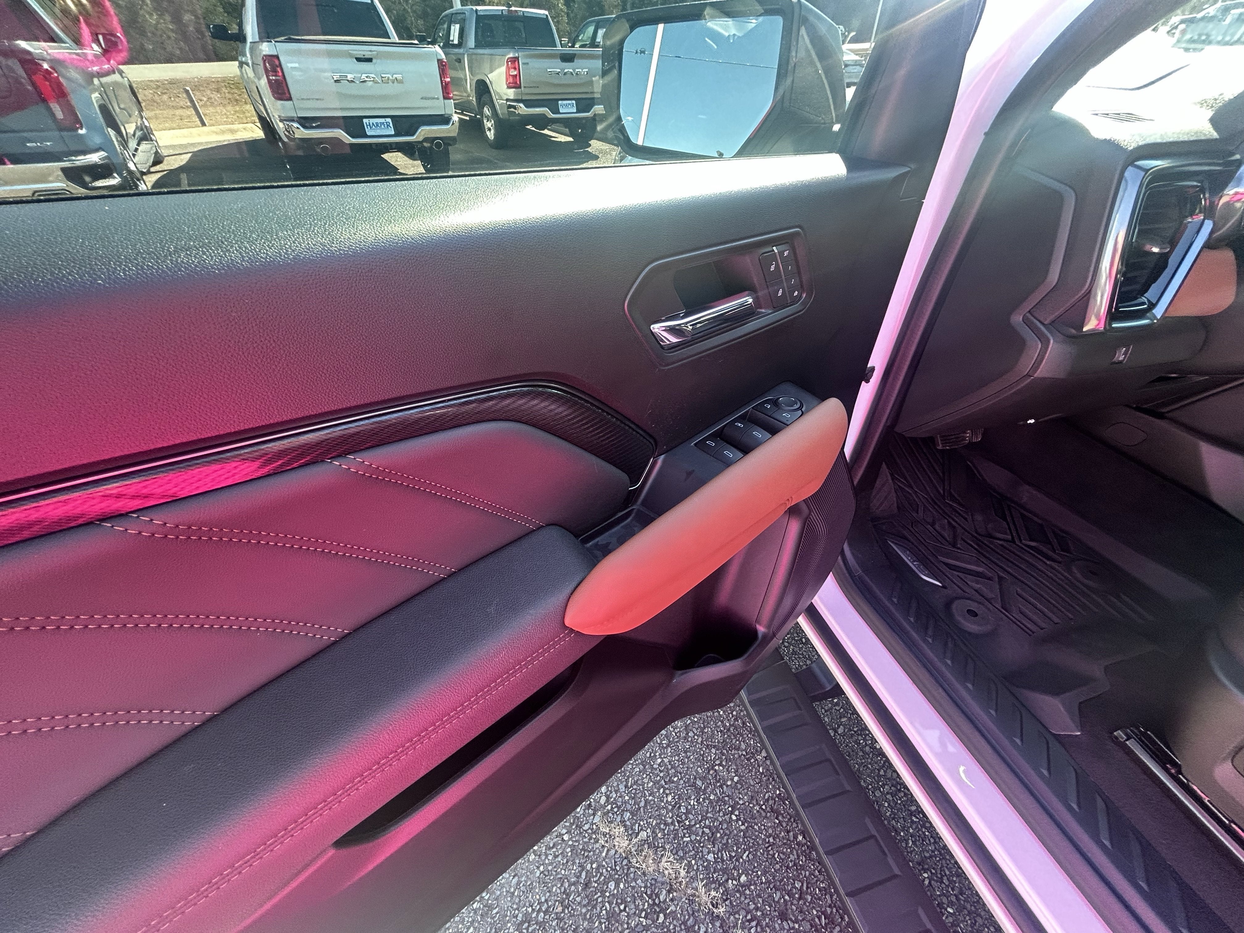 2023 GMC Canyon 4WD AT4