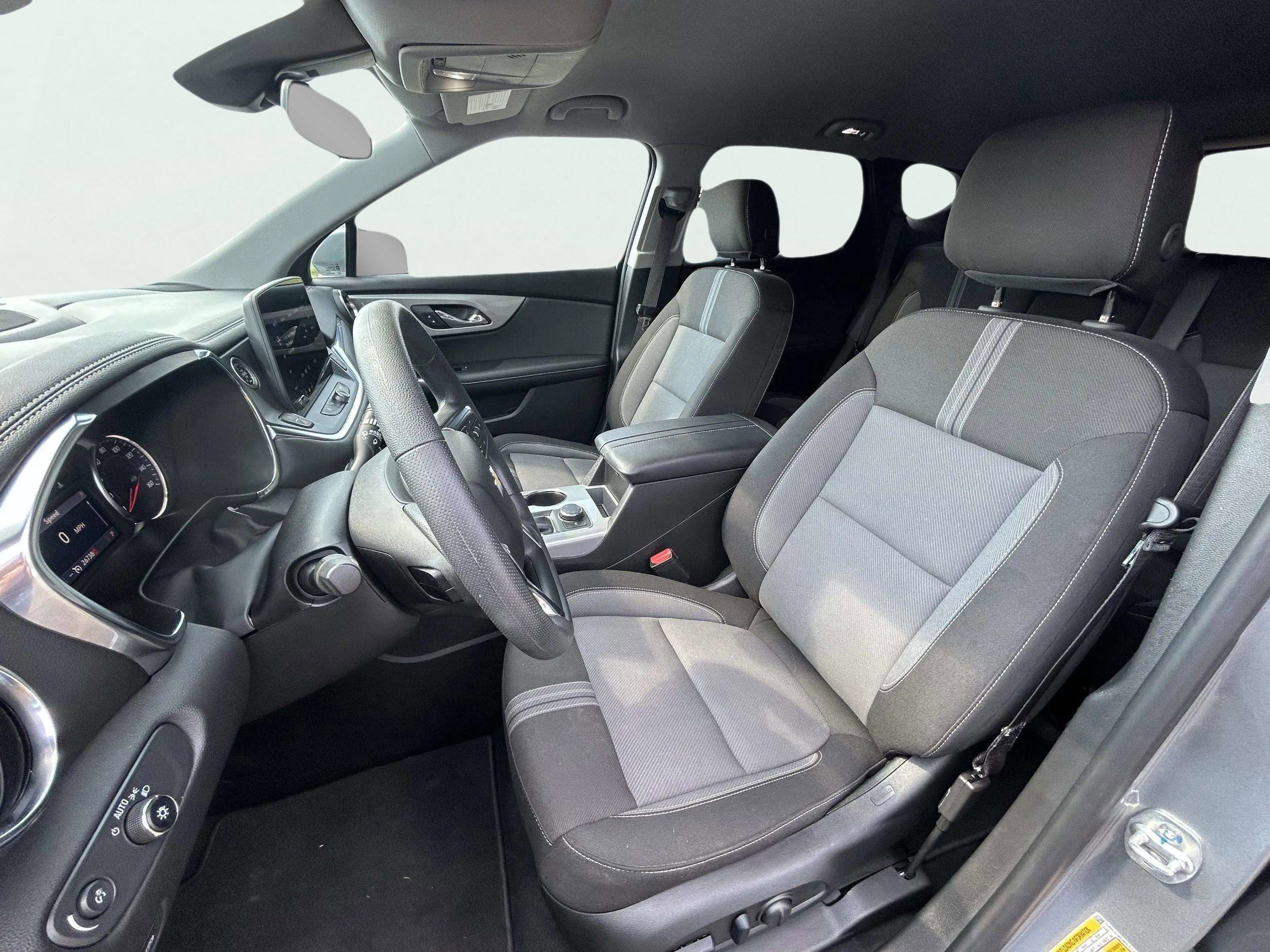 2025 Chevrolet Blazer LT