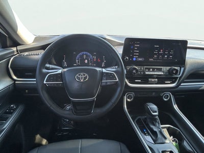 2024 Toyota Grand Highlander Base